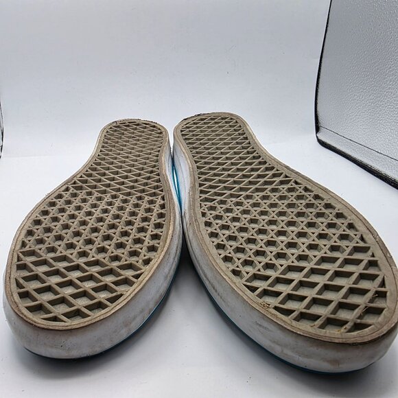 Vans X David & Goliath Womens Size 10 Silver Flat Slip On Shoes Walking Casual - Picture 11 of 13